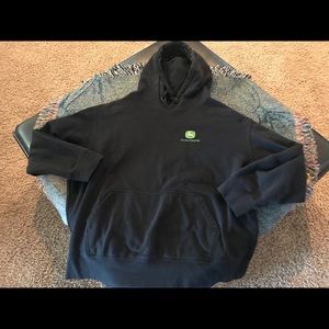 Men’s XL John Deere sweatshirt